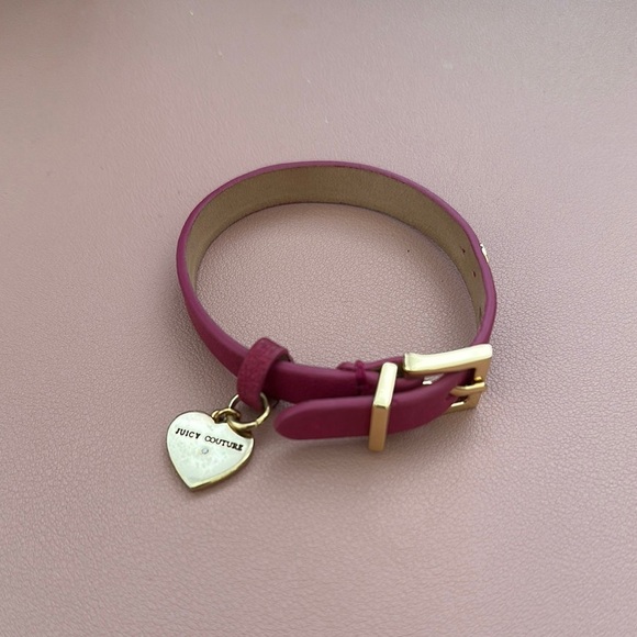 Juicy Couture Pink Bracelet with Gold Heart Charm - Picture 1 of 4